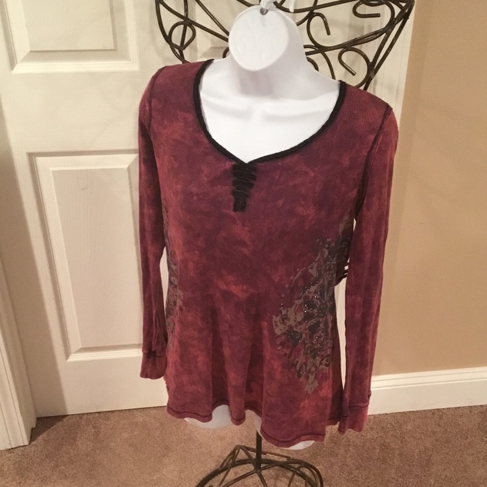 EMERALD LONG-SLEEVE TEE